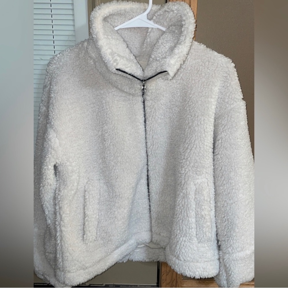 Lululemon fleece fuzzy jacket